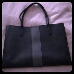 Vince Camuto tote